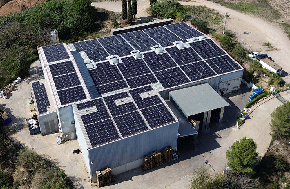 Instal·lació de plaques solars per a empreses